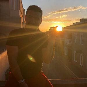 Meet your Posher, Gregory